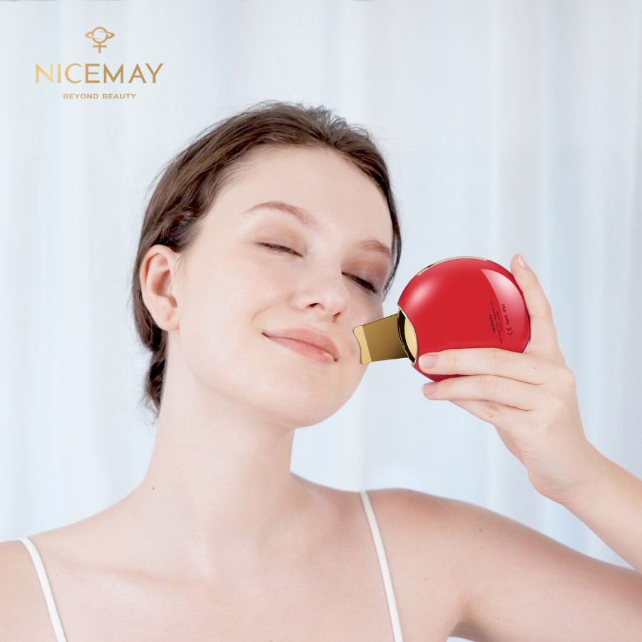 Home skin scrubber